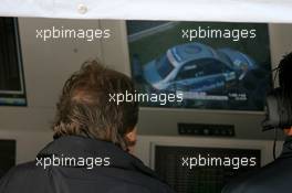27.07.2007 Zandvoort, The Netherlands,  Norbert Haug (GER), Sporting Director Mercedes-Benz, seeing Bruno Spengler (CDN), Team HWA AMG Mercedes, AMG Mercedes C-Klasse, having crashed into the tyres - DTM 2007 at Circuit Park Zandvoort