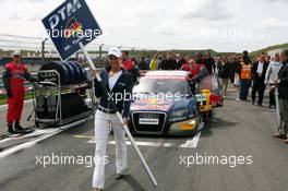 29.07.2007 Zandvoort, The Netherlands,  Car of Martin Tomczyk (GER), Audi Sport Team Abt Sportsline, Audi A4 DTM, being pushed on the grid - DTM 2007 at Circuit Park Zandvoort