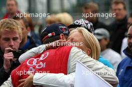 02.09.2007 Nürburg, Germany,  Martin Tomczyk (GER), Audi Sport Team Abt Sportsline, being congratulated by a family member - DTM 2007 at Nürburgring