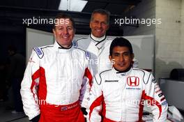 15.01.2007 Silverstone, England,  Martin Brundle (GBR), Aguri Suzuki (JPN), Super Aguri F1 and Christian Danner (GER) - Aguri Suzuki, Martin Brundle and Christian Danner, Test Super Aguri F1 Car