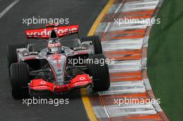 16.03.2007 Melbourne, Australia,  Fernando Alonso (ESP), McLaren Mercedes, MP4-22 - Formula 1 World Championship, Rd 1, Australian Grand Prix, Friday Practice