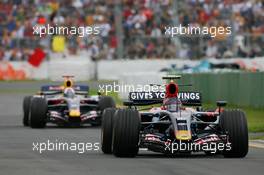 16.03.2007 Melbourne, Australia,  Scott Speed (USA), Scuderia Toro Rosso, STR02 and David Coulthard (GBR), Red Bull Racing, RB3 - Formula 1 World Championship, Rd 1, Australian Grand Prix, Friday Practice