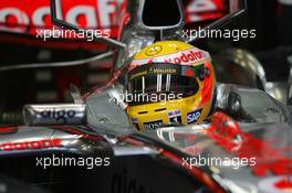 16.03.2007 Melbourne, Australia,  Lewis Hamilton (GBR), McLaren Mercedes, MP4-22 - Formula 1 World Championship, Rd 1, Australian Grand Prix, Friday Practice