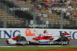 16.03.2007 Melbourne, Australia,  Jarno Trulli (ITA), Toyota Racing, TF107 - Formula 1 World Championship, Rd 1, Australian Grand Prix, Friday Practice