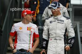 16.03.2007 Melbourne, Australia,  Kimi Raikkonen (FIN), Räikkönen, Scuderia Ferrari and Alexander Wurz (AUT), Williams F1 Team - Formula 1 World Championship, Rd 1, Australian Grand Prix, Friday