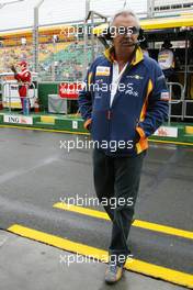 16.03.2007 Melbourne, Australia,  Flavio Briatore (ITA), Renault F1 Team, Team Chief, Managing Director - Formula 1 World Championship, Rd 1, Australian Grand Prix, Friday Practice