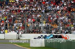 16.03.2007 Melbourne, Australia,  Rubens Barrichello (BRA), Honda Racing F1 Team, RA107, spun during the session - Formula 1 World Championship, Rd 1, Australian Grand Prix, Friday Practice