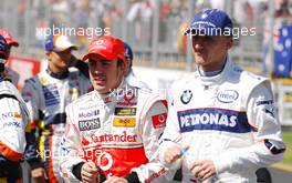 18.03.2007 Melbourne, Australia,  Fernando Alonso (ESP), McLaren Mercedes and Robert Kubica (POL),  BMW Sauber F1 Team - Formula 1 World Championship, Rd 1, Australian Grand Prix, Sunday Pre-Race Grid