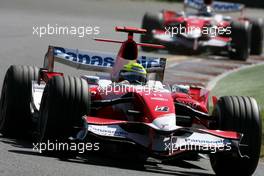 18.03.2007 Melbourne, Australia,  Ralf Schumacher (GER), Toyota Racing, Jarno Trulli (ITA), Toyota Racing  - Formula 1 World Championship, Rd 1, Australian Grand Prix, Sunday Race
