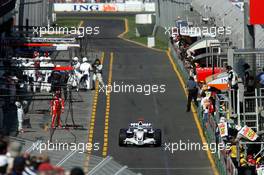 18.03.2007 Melbourne, Australia,  PIT STOP - Nick Heidfeld (GER), BMW Sauber F1 Team - Formula 1 World Championship, Rd 1, Australian Grand Prix, Sunday Race