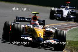 18.03.2007 Melbourne, Australia,  Heikki Kovalainen (FIN), Renault F1 Team, Nico Rosberg (GER), WilliamsF1 Team - Formula 1 World Championship, Rd 1, Australian Grand Prix, Sunday Race