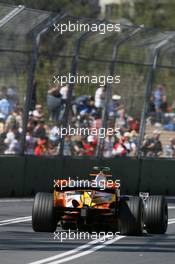 18.03.2007 Melbourne, Australia,  Heikki Kovalainen (FIN), Renault F1 Team, R27 - Formula 1 World Championship, Rd 1, Australian Grand Prix, Sunday Race