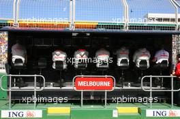 17.03.2007 Melbourne, Australia,  McLaren Mercedes, Pit Gantry - Formula 1 World Championship, Rd 1, Australian Grand Prix, Saturday Practice