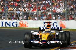 17.03.2007 Melbourne, Australia,  Giancarlo Fisichella (ITA), Renault F1 Team, R27 - Formula 1 World Championship, Rd 1, Australian Grand Prix, Saturday Qualifying