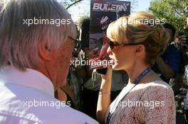 18.03.2007 Melbourne, Australia,  Bernie Ecclestone (GBR) and Kylie Minogue (AUS), Australian pop-singer - Formula 1 World Championship, Rd 1, Australian Grand Prix, Sunday