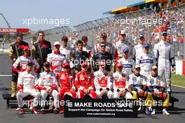 18.03.2007 Melbourne, Australia,  Formula 1 Drivers, group picture - Formula 1 World Championship, Rd 1, Australian Grand Prix, Sunday