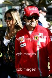 18.03.2007 Melbourne, Australia,  Felipe Massa (BRA), Scuderia Ferrari and Rafaela Bassi (BRA), Girl Friend, girlfriend of Felipe Massa - Formula 1 World Championship, Rd 1, Australian Grand Prix, Sunday