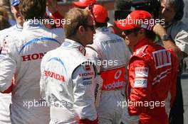 18.03.2007 Melbourne, Australia,  Rubens Barrichello (BRA), Honda Racing F1 Team and Felipe Massa (BRA), Scuderia Ferrari - Formula 1 World Championship, Rd 1, Australian Grand Prix, Sunday
