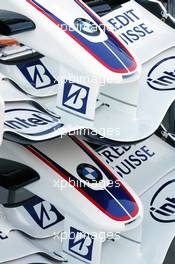 15.03.2007 Melbourne, Australia,  BMW Sauber F1 Team, Front wings - Formula 1 World Championship, Rd 1, Australian Grand Prix, Thursday