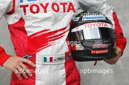 15.03.2007 Melbourne, Australia,  Jarno Trulli (ITA), Toyota Racing, helmet - Formula 1 World Championship, Rd 1, Australian Grand Prix, Thursday
