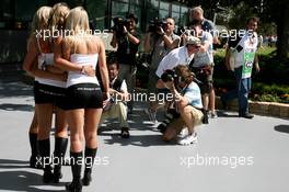 15.03.2007 Melbourne, Australia,  Australian Grand Prix Girls - Formula 1 World Championship, Rd 1, Australian Grand Prix, Thursday