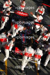 15.03.2007 Melbourne, Australia,  McLaren Mercedes, Pitstop Practice - Formula 1 World Championship, Rd 1, Australian Grand Prix, Thursday