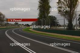 15.03.2007 Melbourne, Australia,  Track side images Albert Park - Formula 1 World Championship, Rd 1, Australian Grand Prix, Thursday, Track Walk