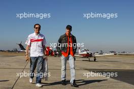 14.03.2007 Melbourne, Australia,  Adrian Sutil (GER), Spyker F1 Team and Franck Montagny (FRA), Test Driver, Toyota F1 Team - Flight with the RAAF Roulettes - Formula 1 World Championship