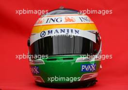 14.03.2007 Melbourne, Australia,  Giancarlo Fisichella (ITA), Renault F1 Team helmet - Formula 1 World Championship, Rd 1, Australian Grand Prix, Wednesday