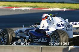 12.02.2007 Barcelona, Spain,  Robert Kubica (POL),  BMW Sauber F1 Team, stopped on track - Formula 1 Testing