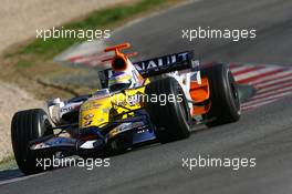 12.02.2007 Barcelona, Spain,  Giancarlo Fisichella (ITA), Renault F1 Team, R27 - Formula 1 Testing