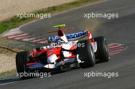 12.02.2007 Barcelona, Spain,  Jarno Trulli (ITA), Toyota Racing, TF107 - Formula 1 Testing