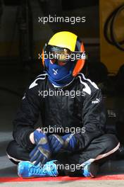 12.02.2007 Barcelona, Spain,  Renault F1 Team Mechanic - Formula 1 Testing