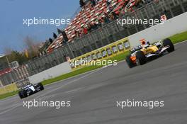 12.02.2007 Barcelona, Spain,  Giancarlo Fisichella (ITA), Renault F1 Team, R27 and Nico Rosberg (GER), WilliamsF1 Team, FW29 - Formula 1 Testing