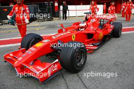 13.02.2007 Barcelona, Spain,  Kimi Raikkonen (FIN), Räikkönen, Scuderia Ferrari, F2007 - Formula 1 Testing