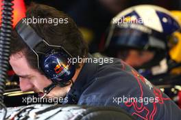 13.02.2007 Barcelona, Spain,  Red Bull Racing Mechanic - Formula 1 Testing