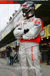 14.02.2007 Barcelona, Spain,  McLaren Mercedes, Pit crew - Formula 1 Testing