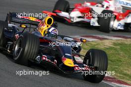 14.02.2007 Barcelona, Spain,  David Coulthard (GBR), Red Bull Racing, Franck Montagny (FRA), Test Driver, Toyota F1 Team - Formula 1 Testing