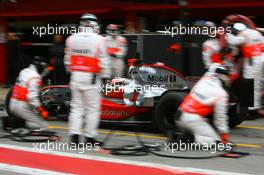 14.02.2007 Barcelona, Spain,  Fernando Alonso (ESP), McLaren Mercedes, MP4-22 - Formula 1 Testing