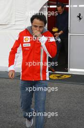 14.11.2007 Barcelona, Spain,  Felipe Massa (BRA), Scuderia Ferrari arrives with Michael Schumacher (GER), Test Driver, Scuderia Ferrari, following - Formula 1 Testing, Barcelona