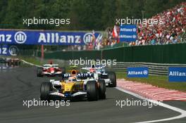 16.09.2007 Spa, Belgium Formula 1 World Championship, Rd 14, Grand Prix of Belgium ** QIS ** All images are NOT allowed to be used for mobile phones even not in content with text. All images are for Internet and print usage only ** QIS, Quick Image Service ** www.xpb.cc, EMail: info@xpb.cc - copy of publication required for printed pictures. Every used picture is fee-liable. c Copyright: xpb.cc - EDITORS PLEASE NOTE: QIS is a special service for electronic media. This image will not be captioned with a text describing what is visible on the picture. Instead, they will have a generic caption text indicating. For editors needing a correct caption, the high resolution images (fully captioned) will appear later at www.xpb.cc. This image of QIS is in LOW resolution (800 pixels longest side) and reduced to a minimum size (format and file size) for quick transfer. This service is offered by xpb.cc limited [no mobile phone usages]