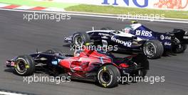 16.09.2007 Francorchamps, Italy,  Sebastian Vettel (GER), Scuderia Toro Rosso, STR02 and Alexander Wurz (AUT), Williams F1 Team, FW29 - Formula 1 World Championship, Rd 14, Belgium Grand Prix, Sunday Race