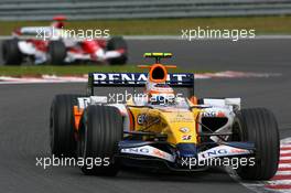 16.09.2007 Francorchamps, Belgium,  Heikki Kovalainen (FIN), Renault F1 Team, R27 - Formula 1 World Championship, Rd 14, Belgium Grand Prix, Sunday Race