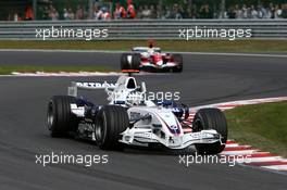16.09.2007 Francorchamps, Belgium,  Nick Heidfeld (GER), BMW Sauber F1 Team, Ralf Schumacher (GER), Toyota Racing - Formula 1 World Championship, Rd 14, Belgium Grand Prix, Sunday Race