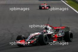 16.09.2007 Francorchamps, Belgium,  Fernando Alonso (ESP), McLaren Mercedes, Lewis Hamilton (GBR), McLaren Mercedes - Formula 1 World Championship, Rd 14, Belgium Grand Prix, Sunday Race