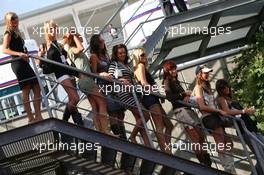 15.09.2007 Francorchamps, Belgium,  Formula Una's on a flight of stairs - Formula 1 World Championship, Rd 14, Belgium Grand Prix, Saturday