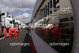 13.09.2007, Spa, Belgium,  Paddock - Formula 1 World Championship, Rd 14, Belgian Grand Prix
