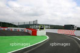 13.09.2007, Spa, Belgium,  Changes to the pit entry, Spa Francorchamps Trackwalk - Formula 1 World Championship, Rd 14, Belgian Grand Prix