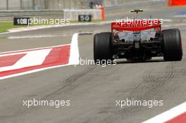 13.04.2007 Sakhir, Bahrain,  Lewis Hamilton (GBR), McLaren Mercedes, MP4-22 - Formula 1 World Championship, Rd 3, Bahrain Grand Prix, Friday Practice