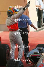 15.04.2007 Sakhir, Bahrain,  Lewis Hamilton (GBR), McLaren Mercedes, MP4-22 - Formula 1 World Championship, Rd 3, Bahrain Grand Prix, Sunday Podium